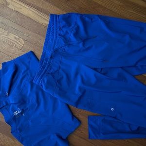 Barco One Women's Racer Scrub Top & Boost Jogger Scrub Pant M Tall Pants M Top